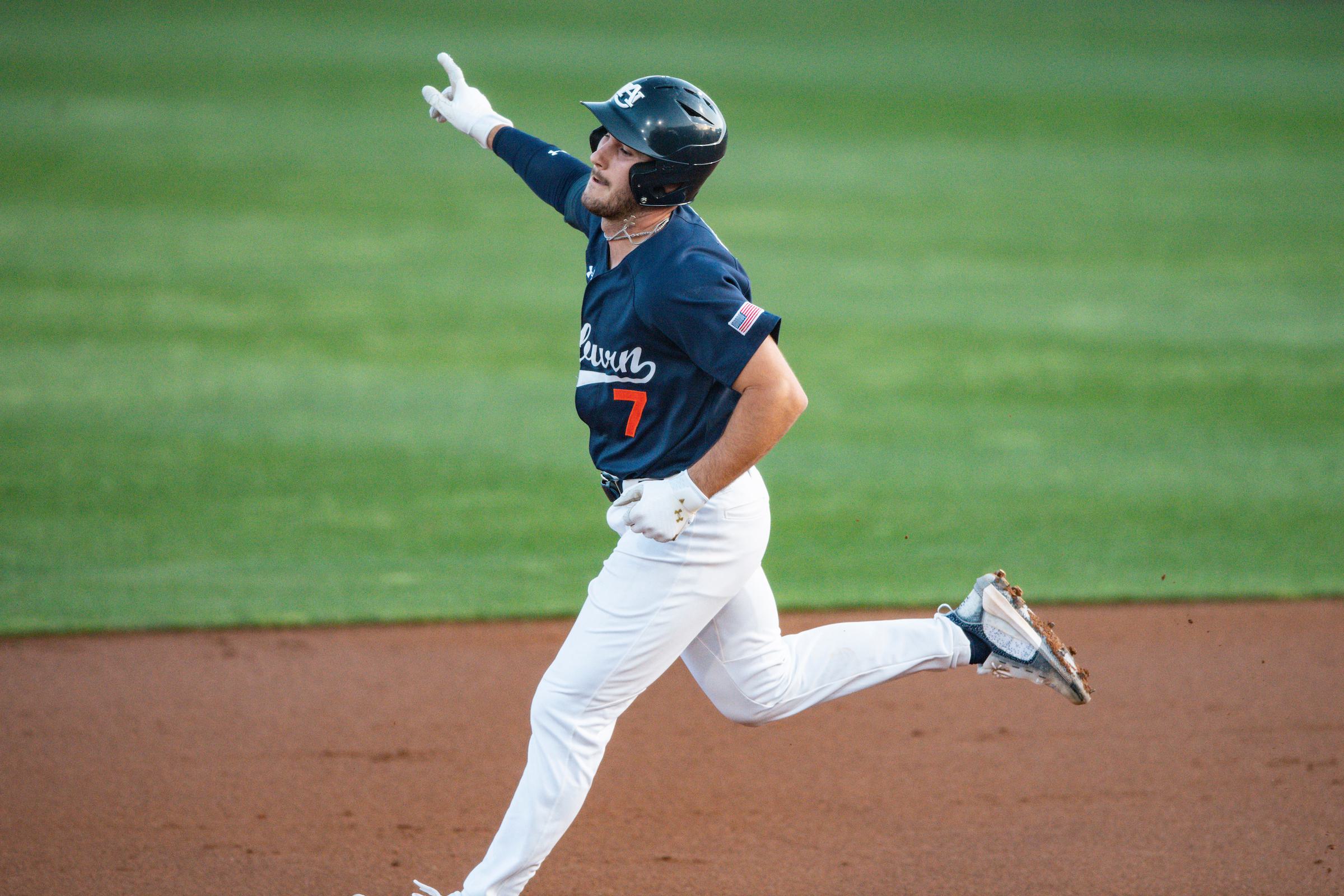 Apr 18, 2023; Auburn, AL, USA; Cole Foster (7) during the game between Auburn and Samford at Plainsman Park.