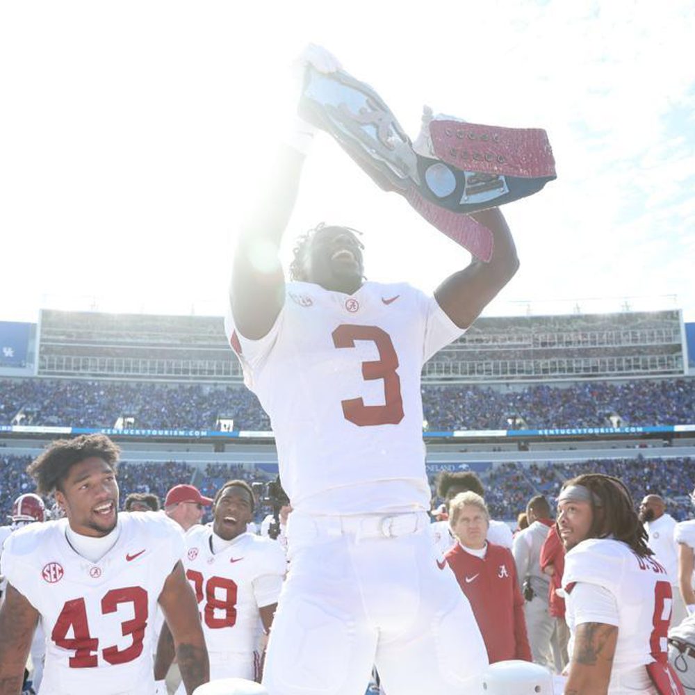 Alabama defensive back Terrion Arnold (3) celebrating against Kentucky at Kroger Field in Lexington, KY on Saturday, Nov 11, 2023. Alabama News