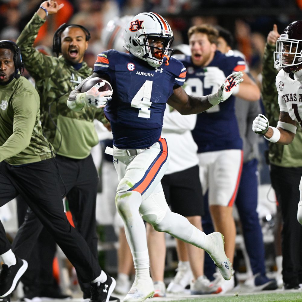 Tank Bigsby (4) touchdown during the Football Game between the Auburn Tigers and Texas A&M Aggies at Jordan-Hare Stadium in Auburn, AL on Saturday, Nov 12, 2022. Todd Van Emst/Auburn Tigers Alabama News
