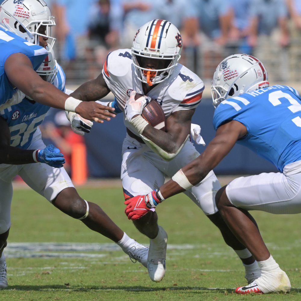Oxford, MS, USA; Tank Bigsby (4) carry during Auburn vs Ole Miss Alabama News