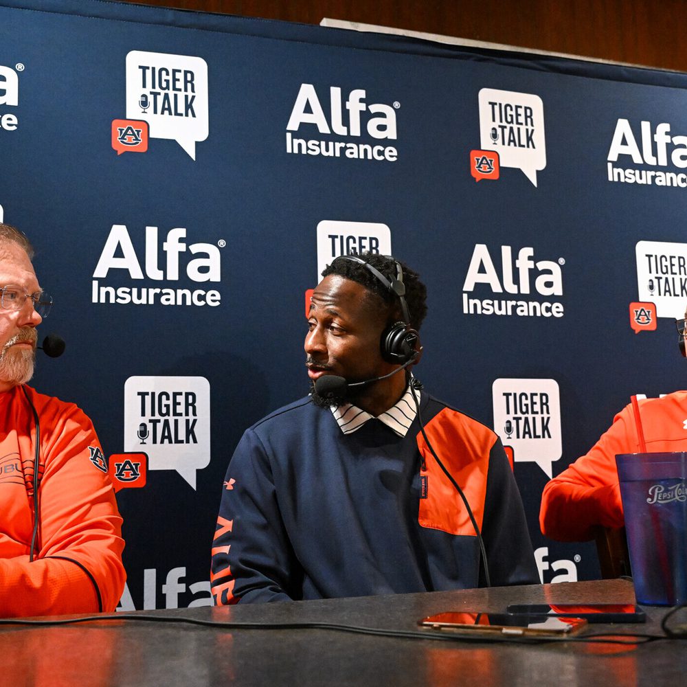 Coach Carnell Williams talks to Andy Burchan and Brad Law Thursday at Tiger Talk on Thursday, Nov. 17, 2022 in Auburn, Ala. Alabama News