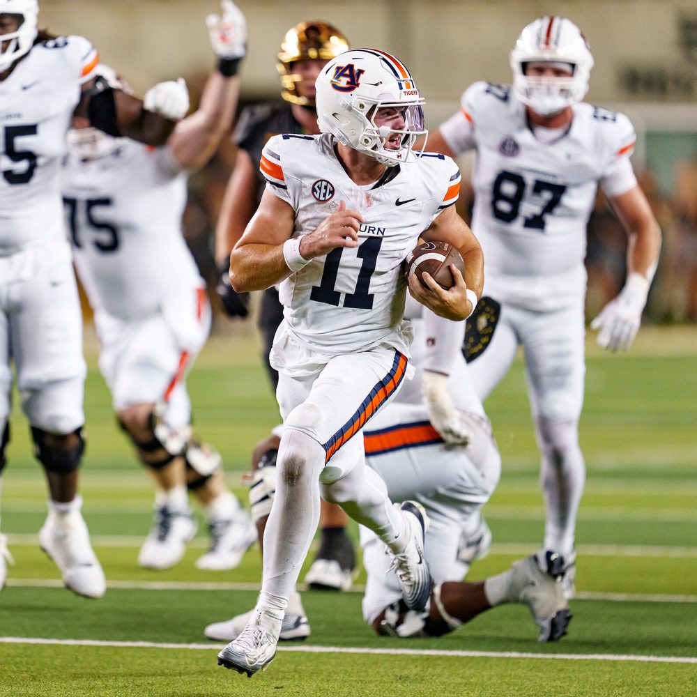 Auburn quarterback Jackson Arnold Alabama News