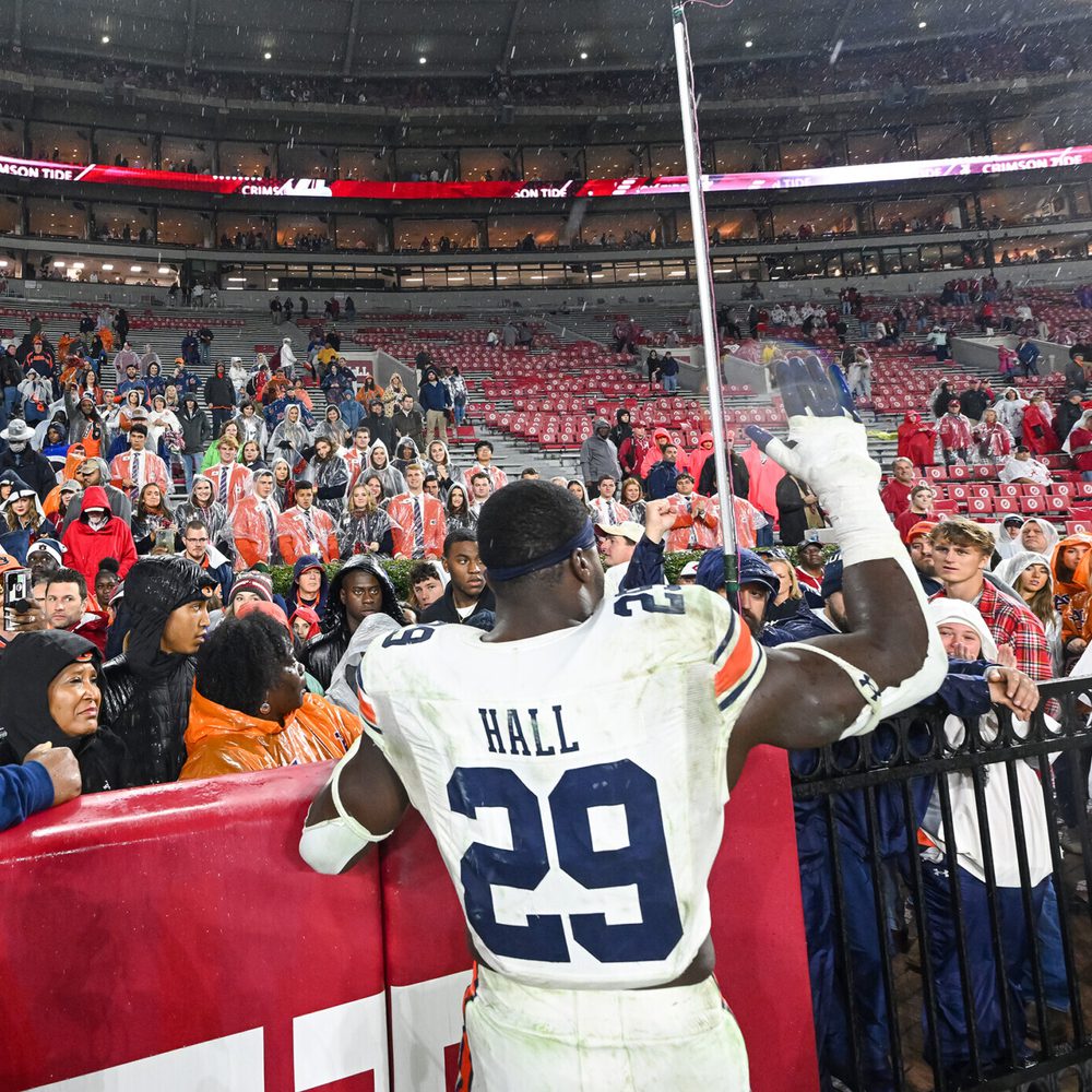 Derick Hall (29) thanks the Auburn fans after the game Saturday acknowledging their cheers. Auburn vs Alabama on Saturday, Nov. 26, 2022 in Tuscaloosa, Ala. Todd Van Emst/AU Athletics Alabama News