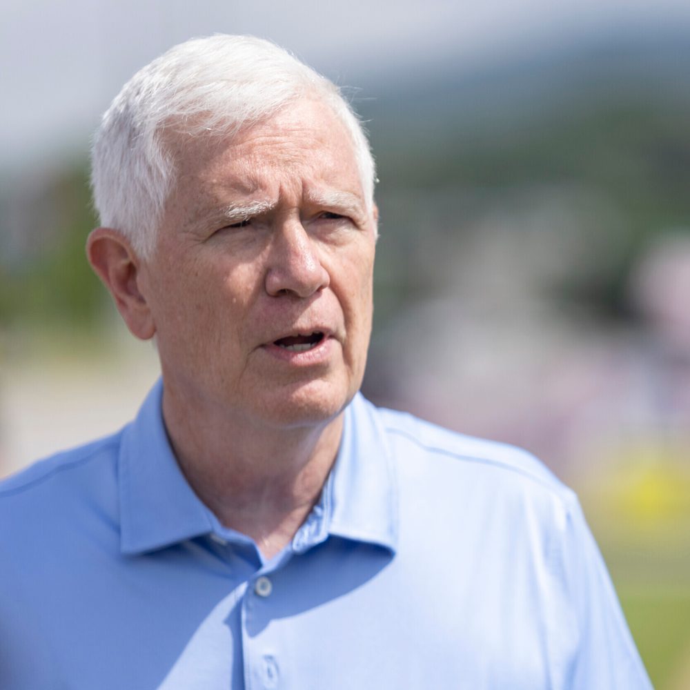 Mo Brooks blue polo shirt Alabama News