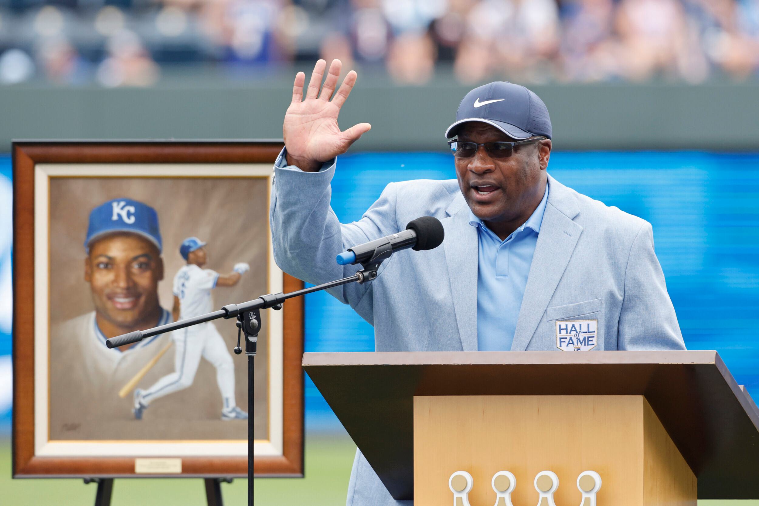 Watch: Emotional Bo Jackson reflects on career after being inducted ...