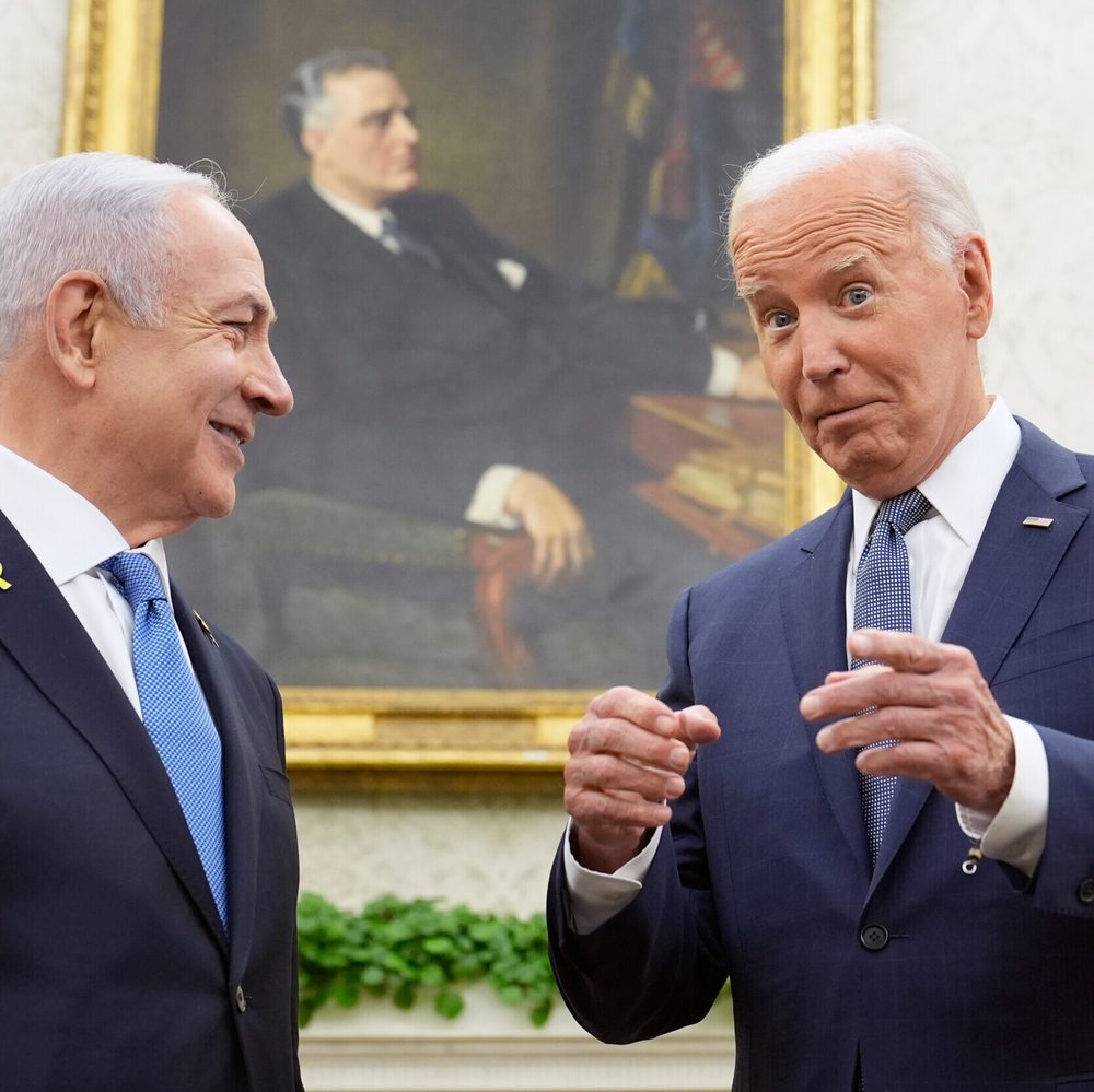 President Joe Biden, right, talks with Israeli Prime Minister Benjamin Netanyahu, left, in the Oval Office of the White House in Washington, Thursday, July 25, 2024. Alabama News