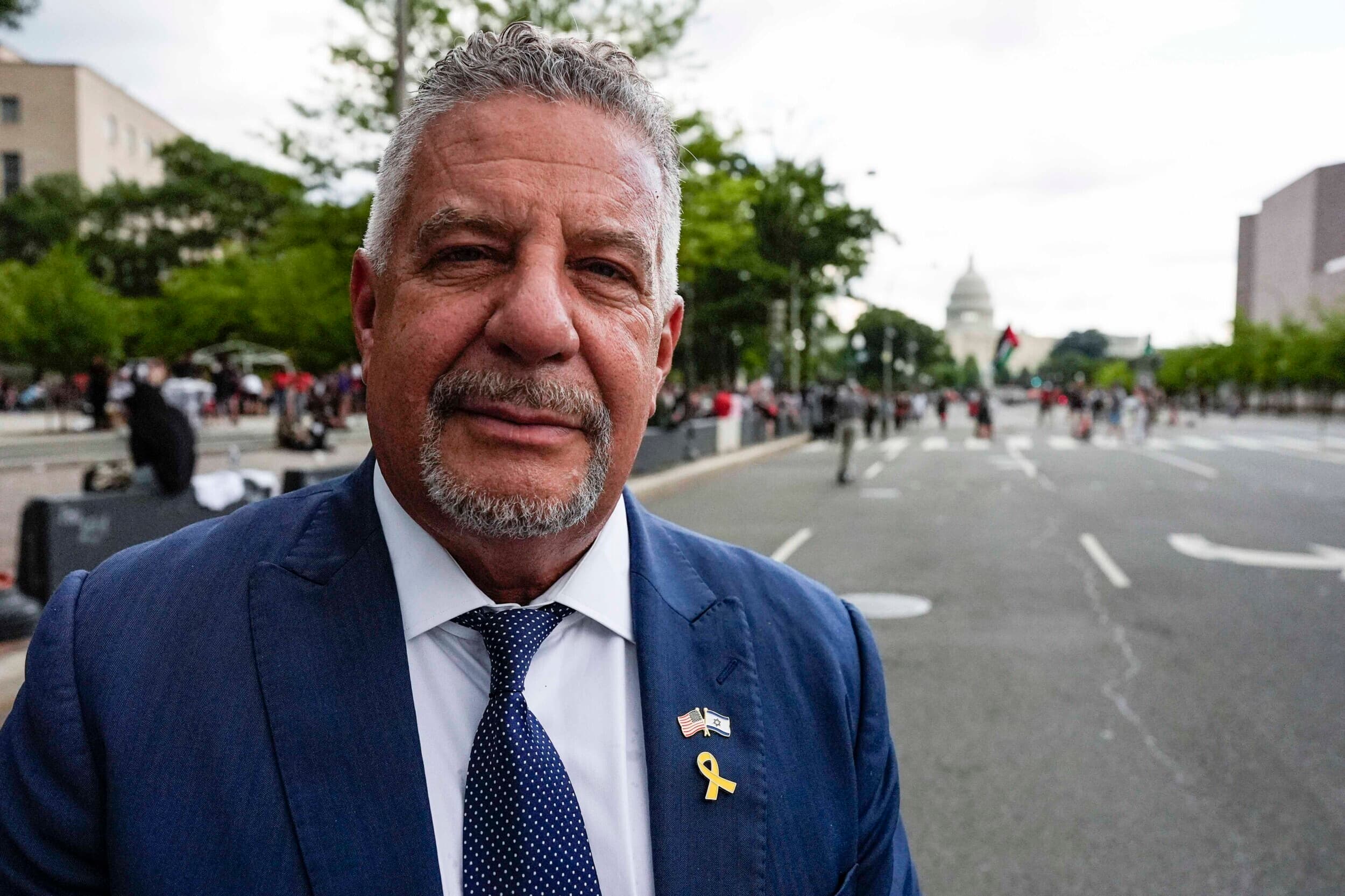 'It’s not political, it’s survival' Bruce Pearl continues crusade 'It’s not political, it’s survival' Bruce Pearl continues crusade