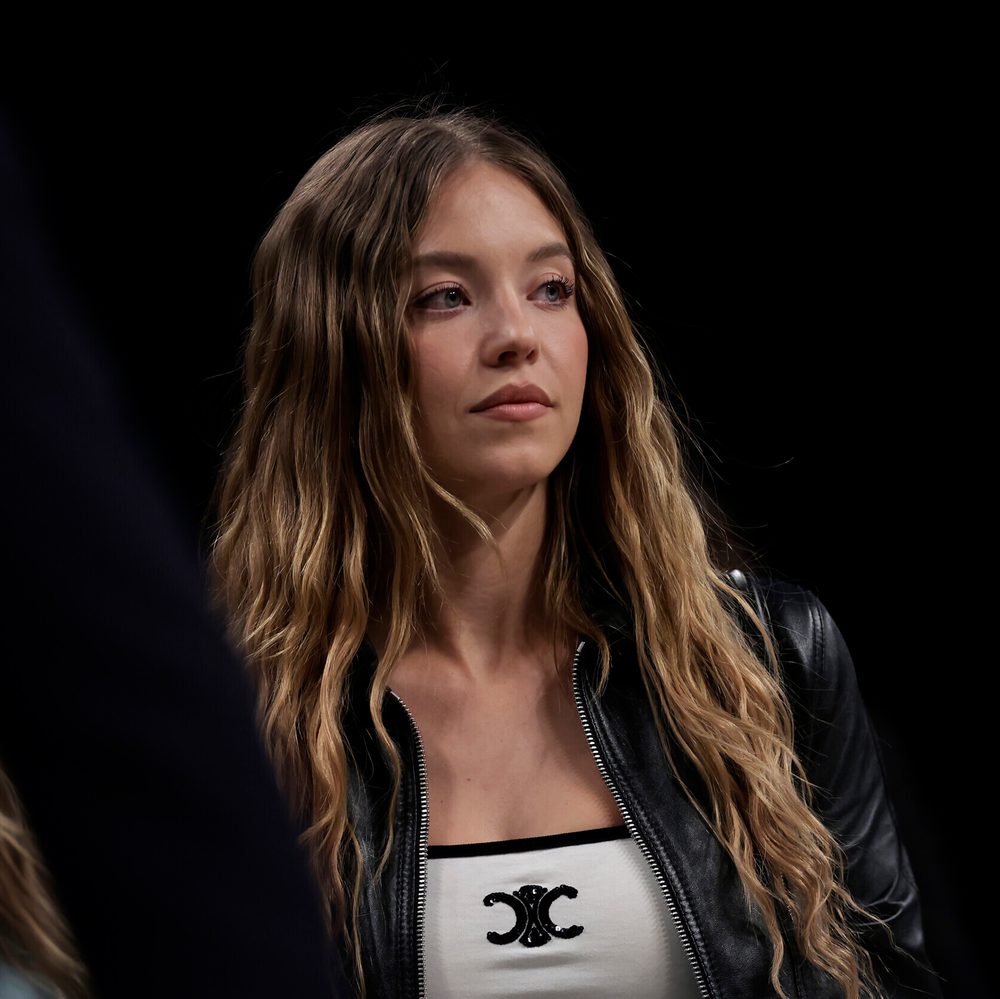 Actress Sydney Sweeney walks back to her seat during the second half of an NBA basketball game between the New York Knicks and the Brooklyn Nets Tuesday, Jan. 21, 2025, in New York. The Knicks won 99-95. (AP Photo/Adam Hunger) Alabama News