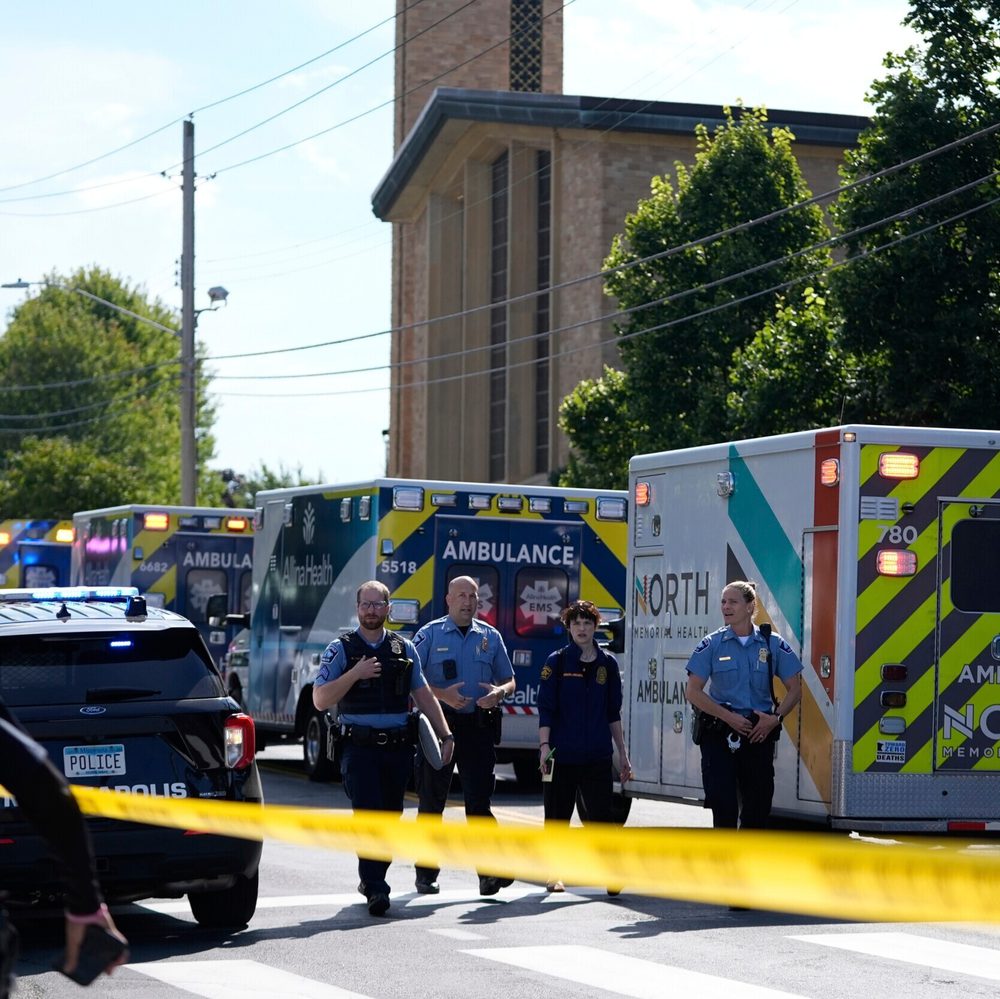 Law enforcement officers gather outside the Annunciation Church's school in response to a reported mass shooting, Wednesday, Aug. 27, 2025, in Minneapolis. (AP Photo/Abbie Parr) Alabama News