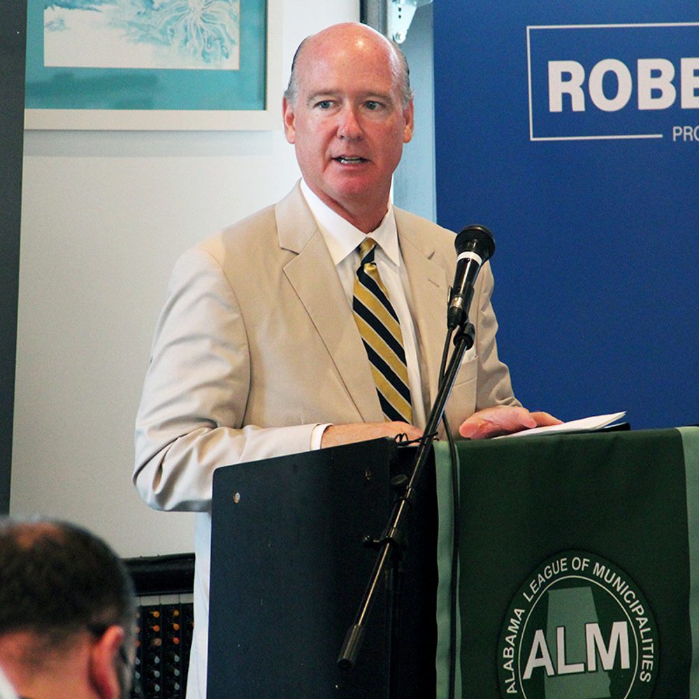 Aderholt at Guntersville Coop Brewery Alabama News