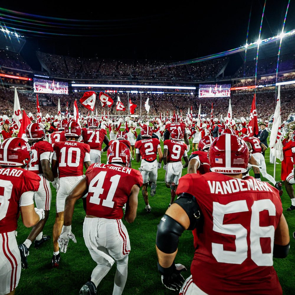 Alabama Football Exiting Tunnel vs LSU Alabama News