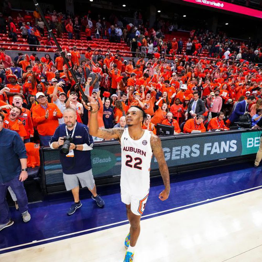 Allen Flanigan (22) during the Game between the #13 Arkansas Razorbacks and the #22 Auburn Tigers at Neville Arena in Auburn, AL on Saturday, Jan 7, 2023. Zach Bland/Auburn Tigers Alabama News