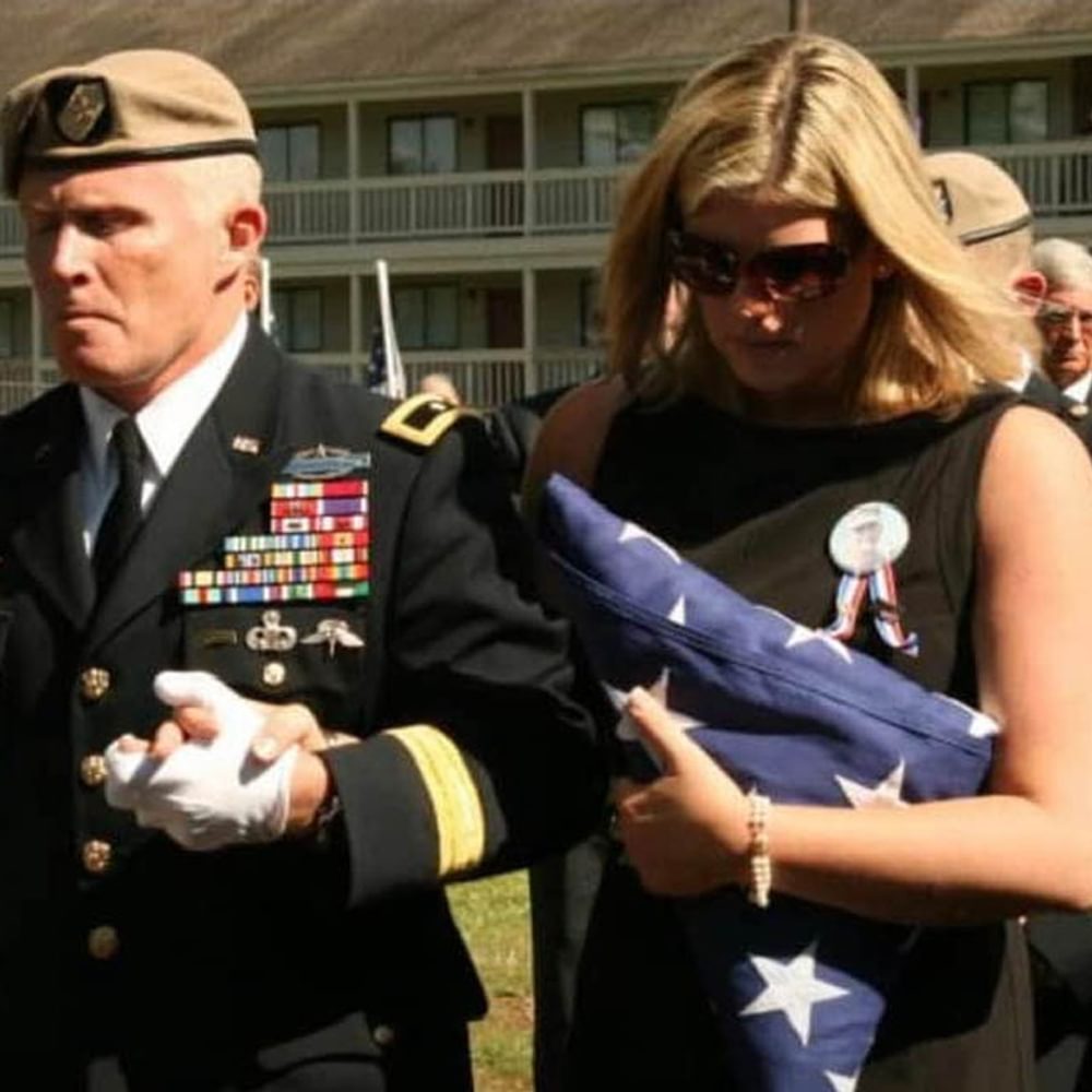 Alabama woman honors late husband, fallen Army Ranger Cpt. Kyle Comfort ...