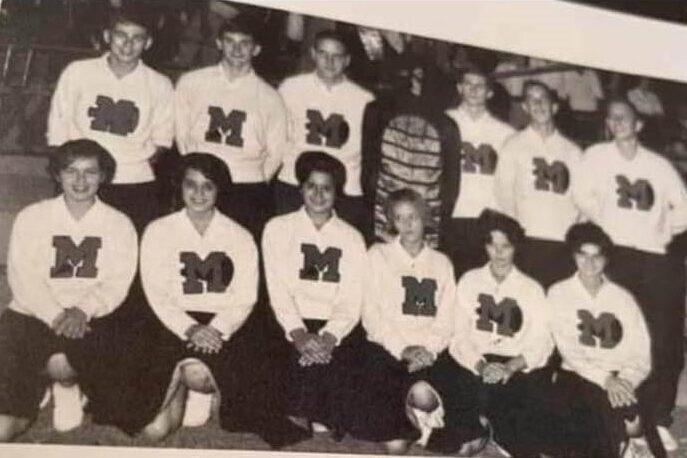McGill cheerleaders, 1963