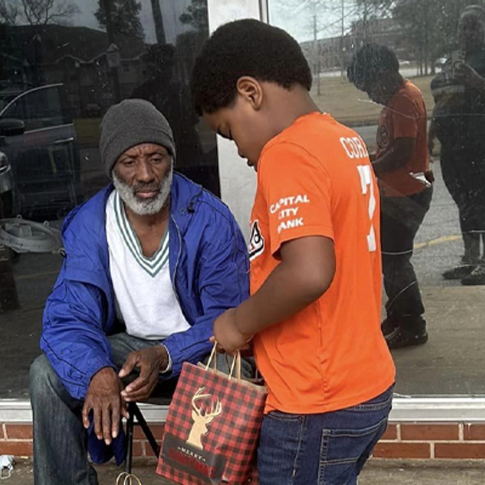 CHILD GIVES TO OTHERS 4 Alabama News