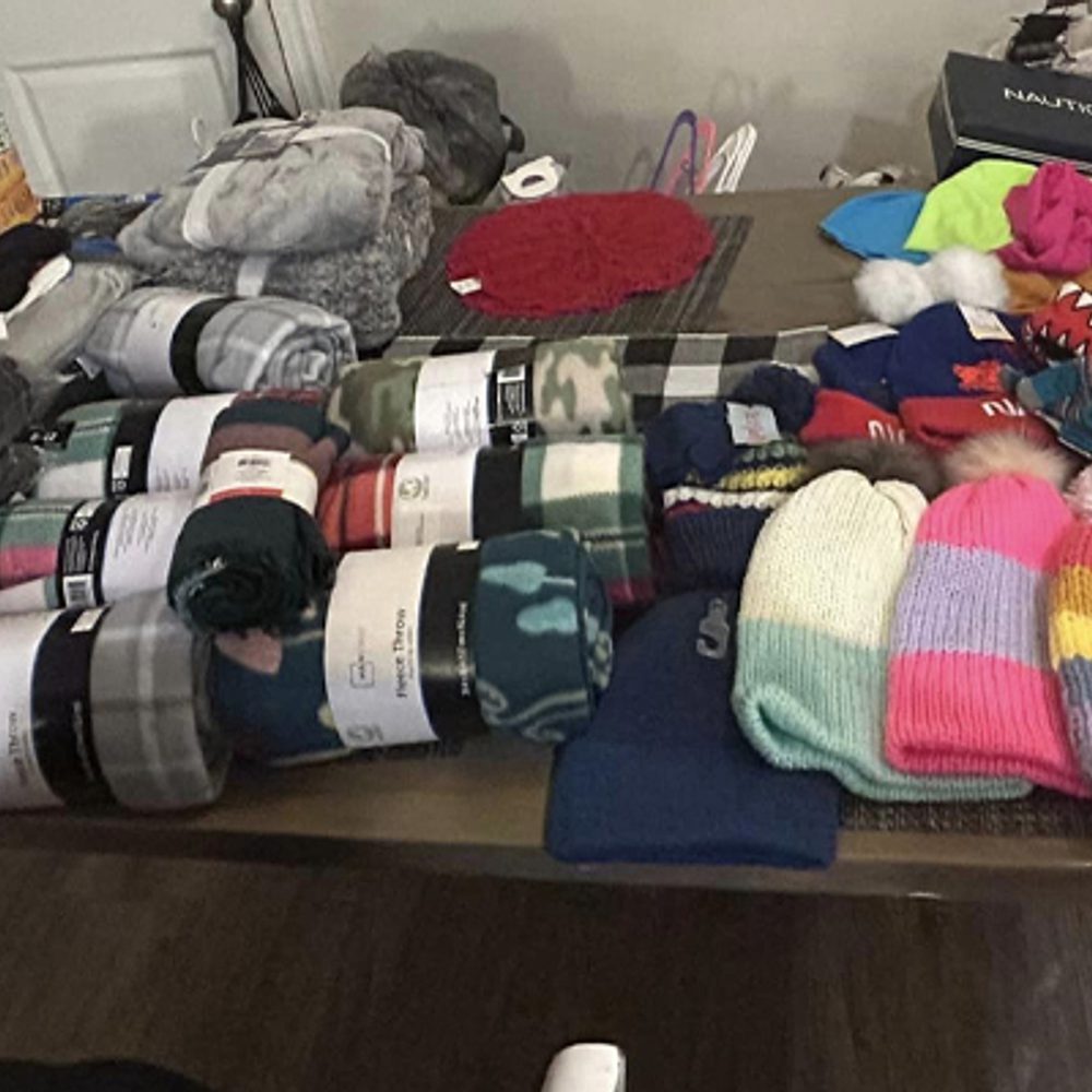 CHILD GIVES TO OTHERS 8 Alabama News