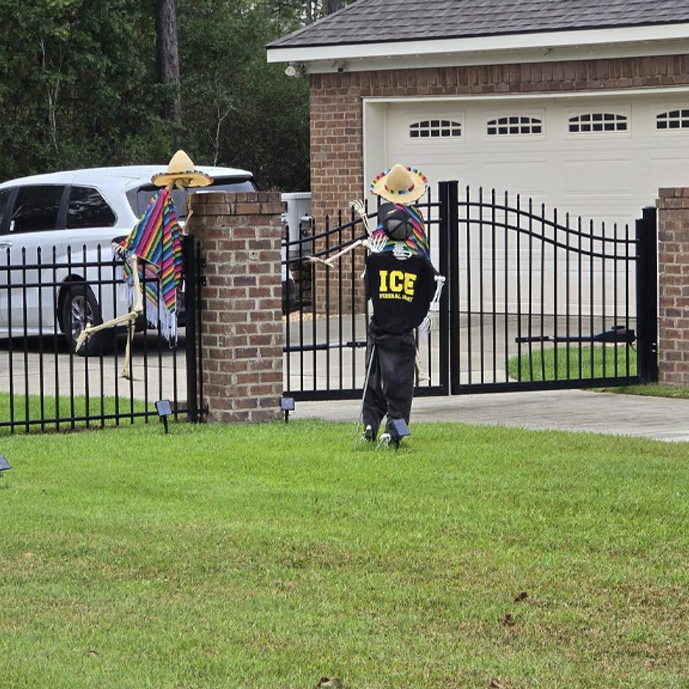 Halloween decorations Alabama News