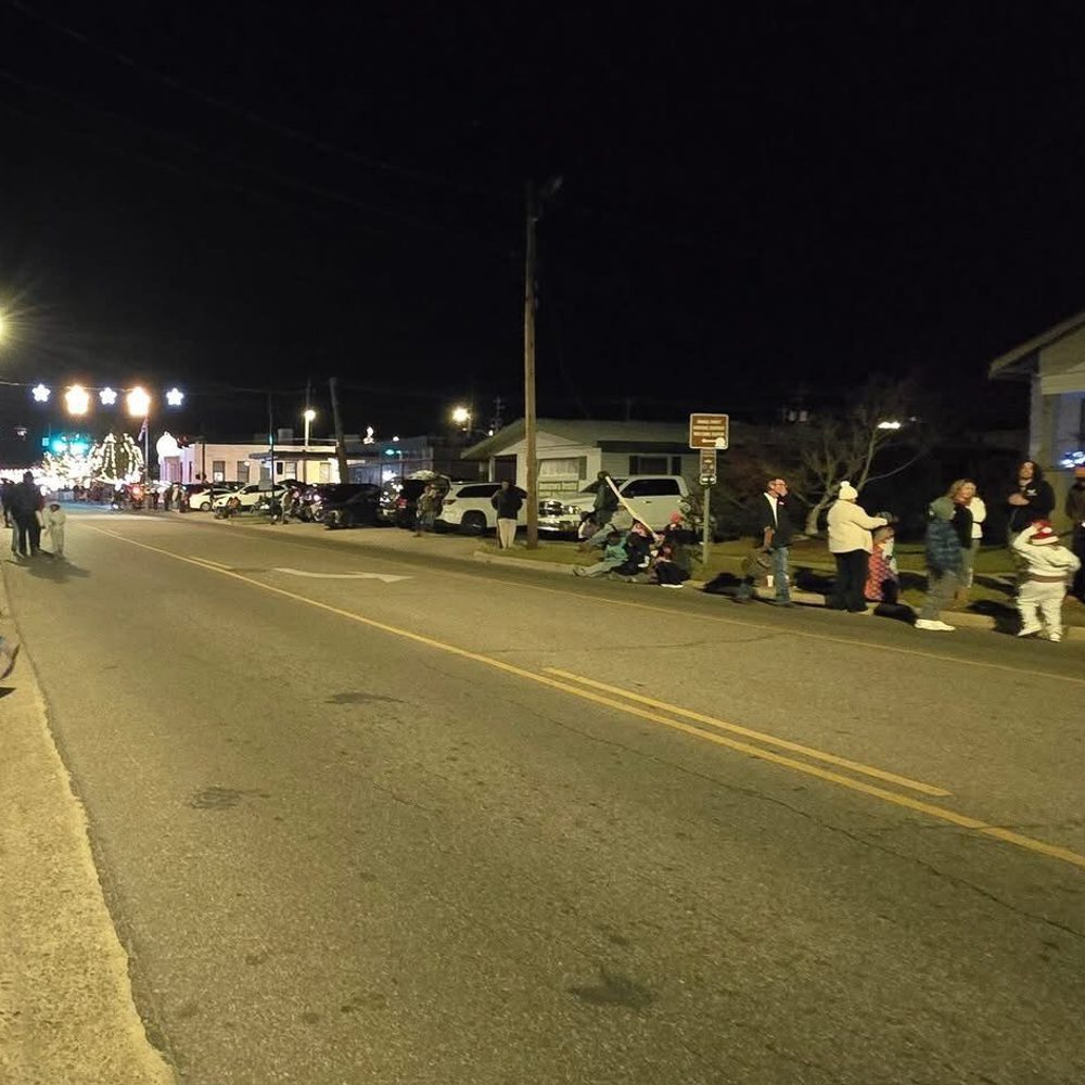 Prattville Christmas Parade. Alabama News