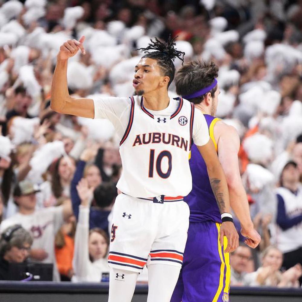 Auburn’s Chad Baker-Mazara (10) during the game between the #16 Auburn Tigers and the LSU Tigers at Neville Arena in Auburn, AL on Saturday, Jan. 13, 2024. Alabama News