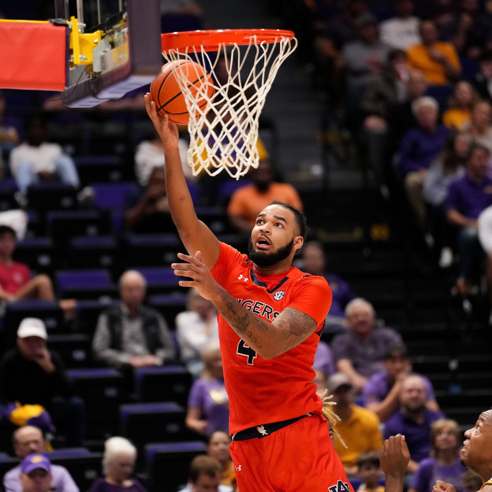 Johni Broome 4 20230118 mbb v LSU sl 086 Alabama News
