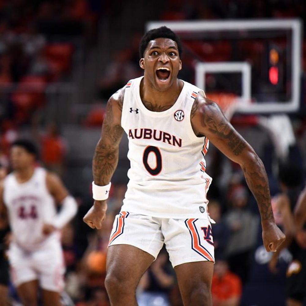 K.D. Johnson (0) reaction during the Basketball Game between the Auburn Tigers and Winthrop Eagles at Neville Arena in Auburn, AL on Tuesday, Nov 15, 2022. Grayson Belanger/Auburn Tigers Alabama News