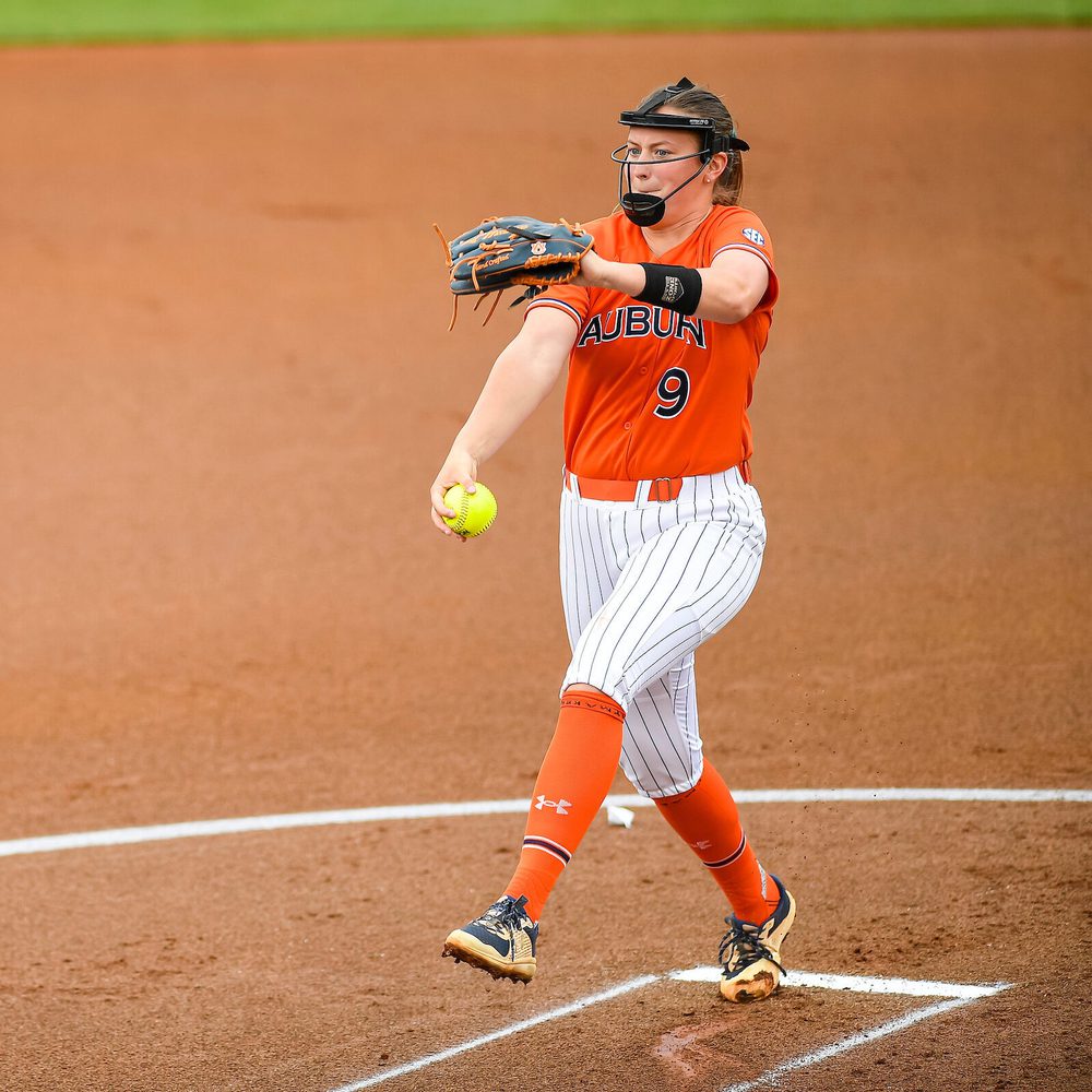 Maddie Penta (9) during the Game between the Lousiana State Tigers and the #24 Auburn Tigers at Jane B. Moore Field in Auburn, Al on Sunday, Apr 16, 2023. Grayson Belanger/Auburn Tigers Alabama News