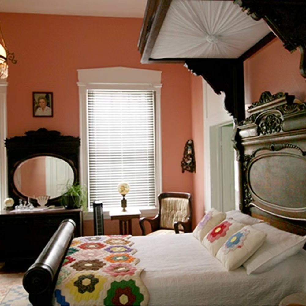 Master bedroom Alabama News