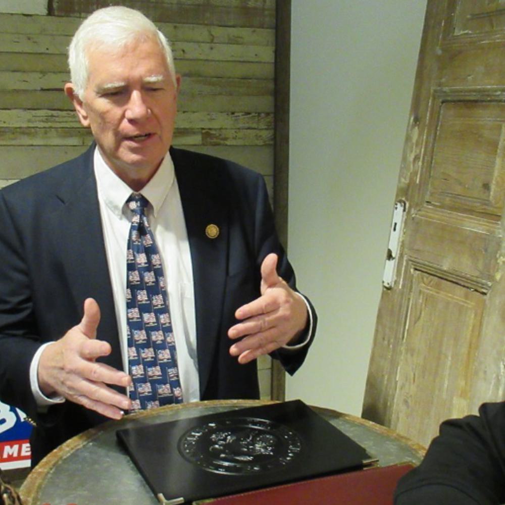 Mo Brooks campaigns in Shelby County 2 Alabama News