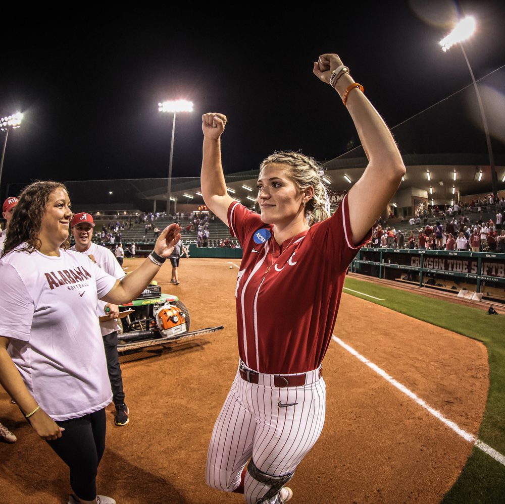 Montana Fouts vs Northwestern Twitter Alabama SB Alabama News