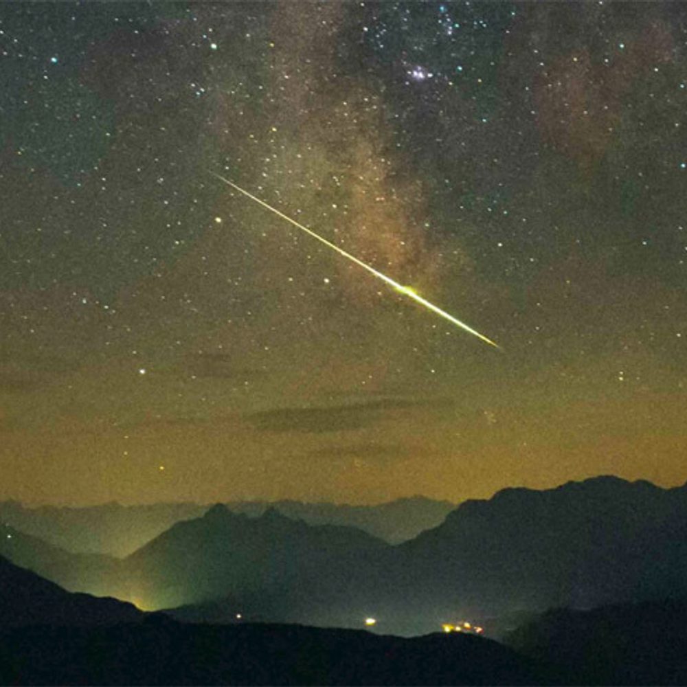 Perseid meteor and Milky Way Alabama News