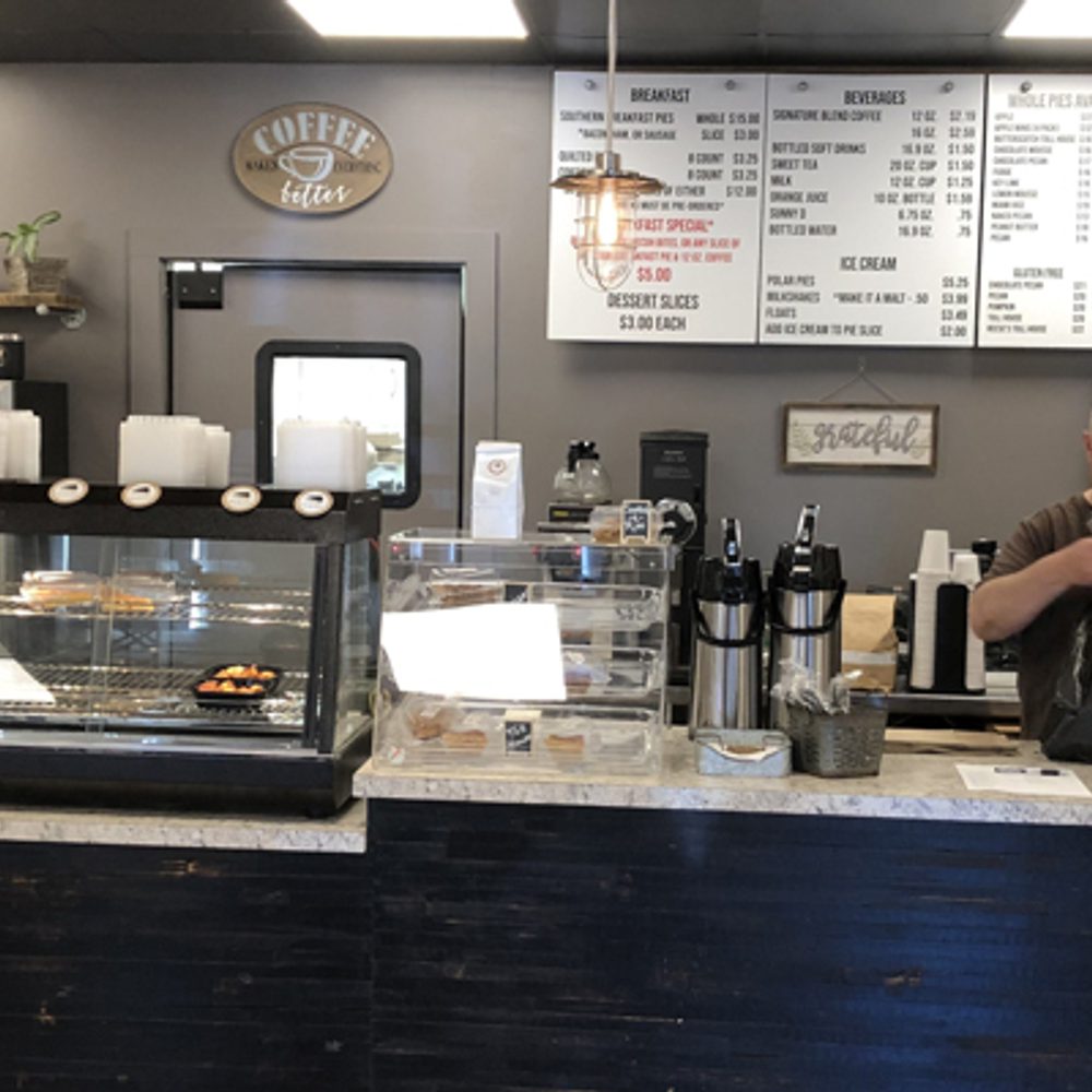 Pies by Mike interior Lon Worley 1 Alabama News