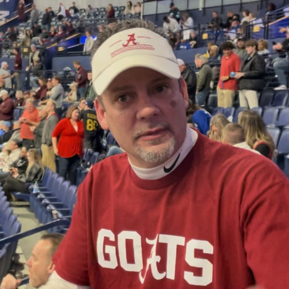 Alabama basketball fan Alabama News