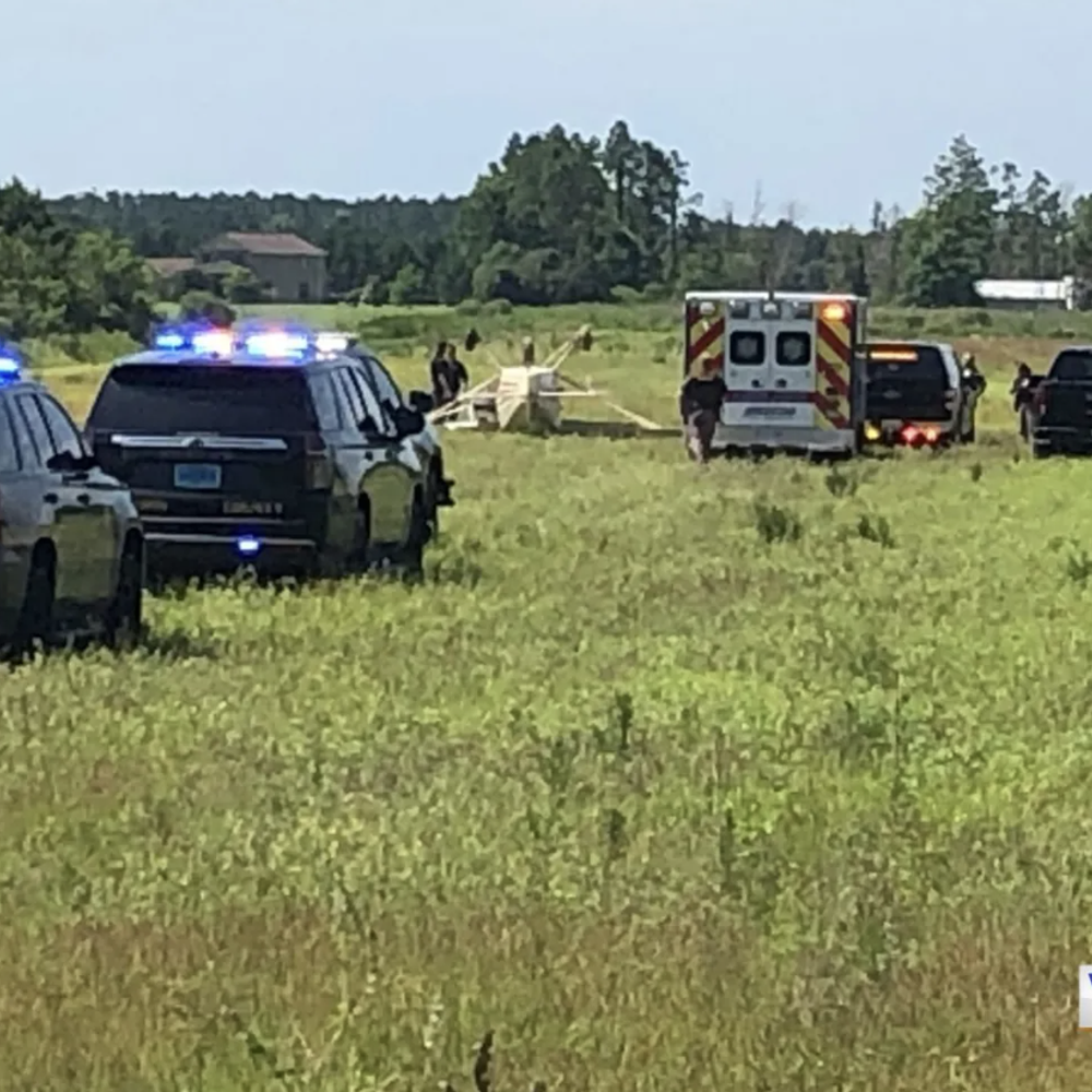 Plane crash in Elberta. Photo: WKRG (Screenshot). Alabama News