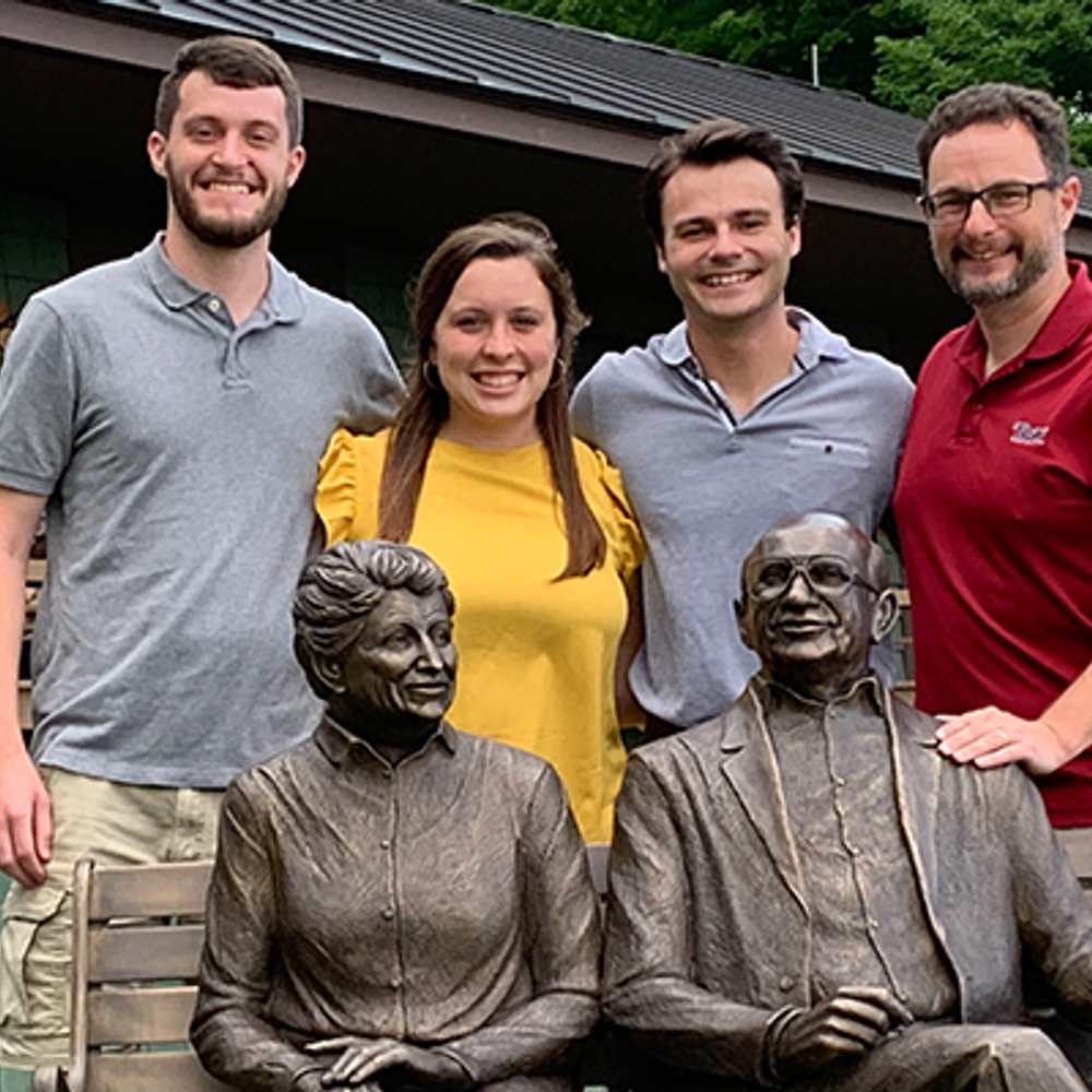 Students with Dr Stephen Miller at Milton and Rose Friedmans summer home Alabama News