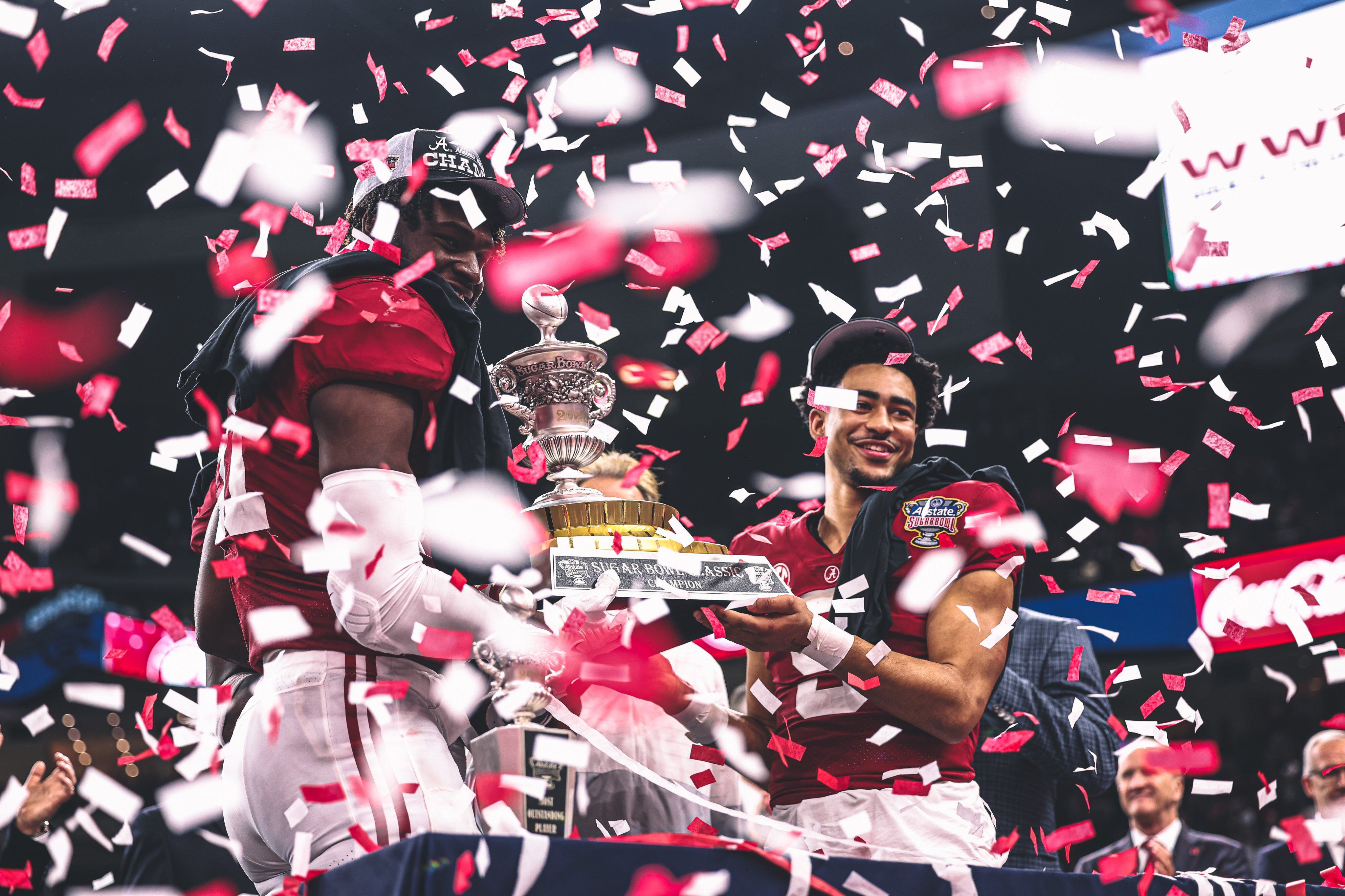 Will Anderson Bryce Young Sugar Bowl Trophy Twitter Alabama FTBL