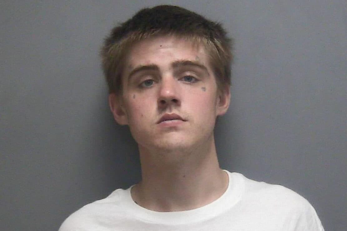 Man holds up Arby’s employee, customers with BB gun, Gulf Shores