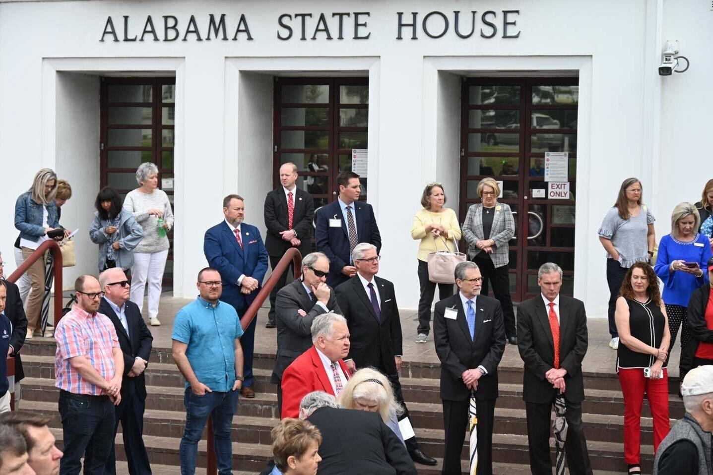 Alabama political news alcap prayers