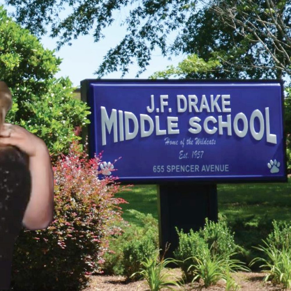 Drake middle bleu Alabama News