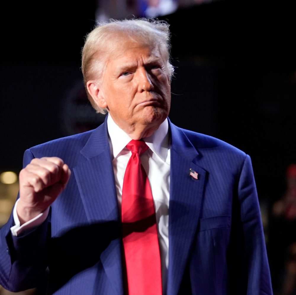 Trump fist Alabama News