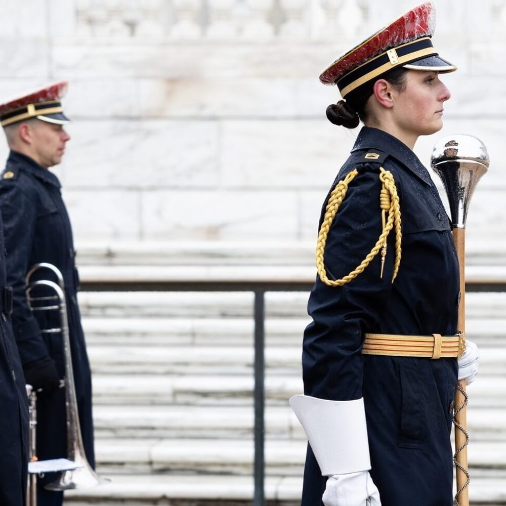 Armyband Alabama News