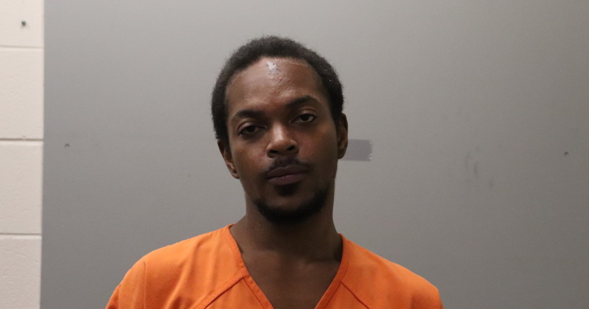 Huntsville man pulls firearm in Kentucky grocery store parking lot, leading to police chase