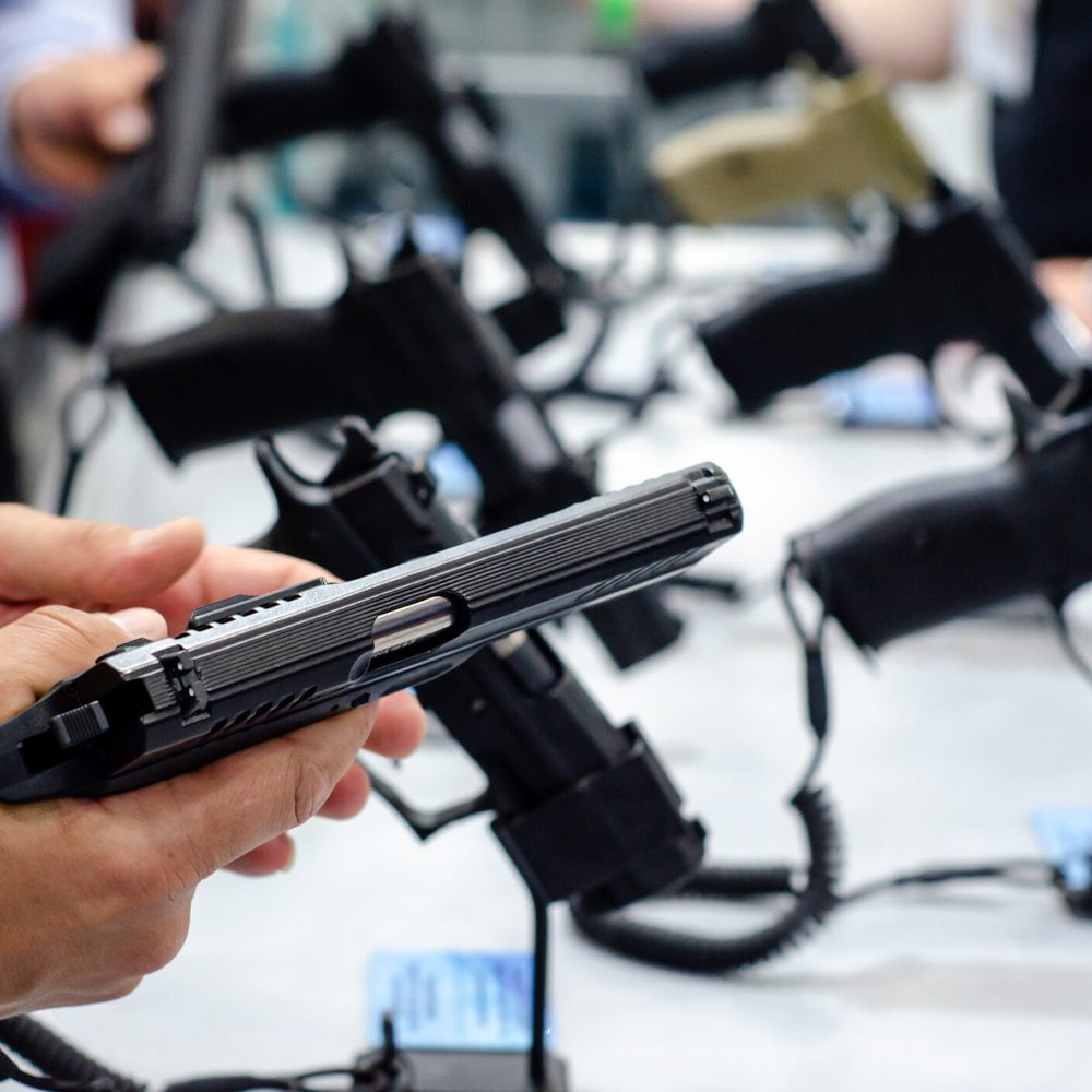 Guns, Gun Show. Alabama News