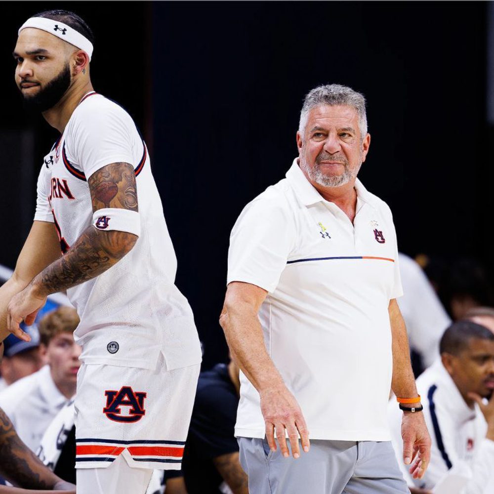 Johni broome and bruce pearl February 08, 2025 Photo Gallery: #1 Auburn vs Oklahoma Alabama News