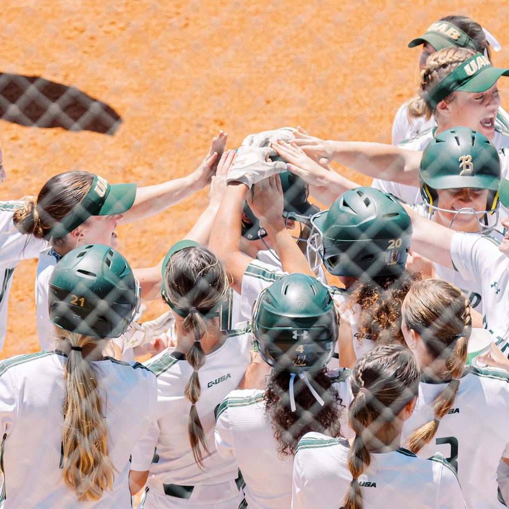 Uabsoftballteam Alabama News